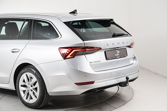 Skoda Octavia 6 of 28