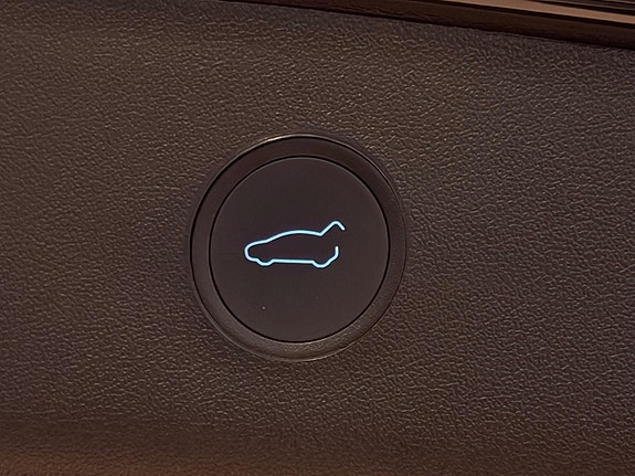 Tesla Model 3 16 of 27