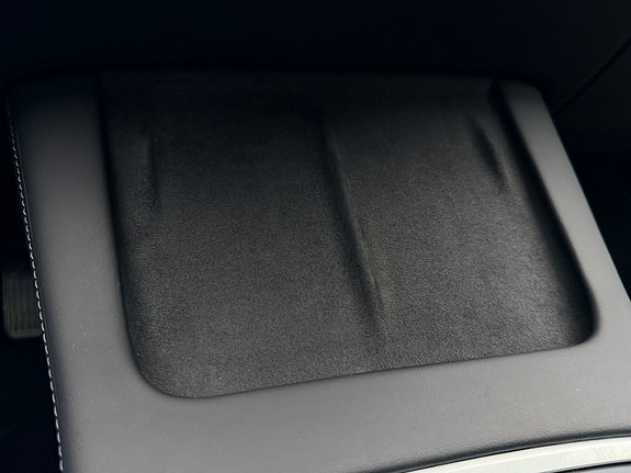 Tesla Model 3 19 of 27