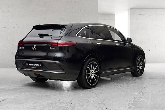 Mercedes-Benz EQC400 7 of 30