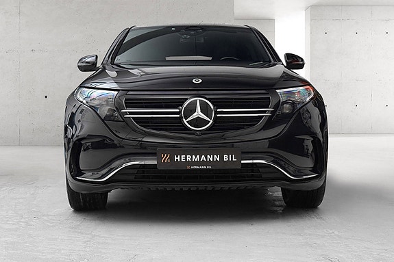 Mercedes-Benz EQC400 12 of 30