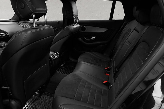 Mercedes-Benz EQC400 30 of 30