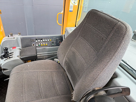 Volvo L110E 10 of 17