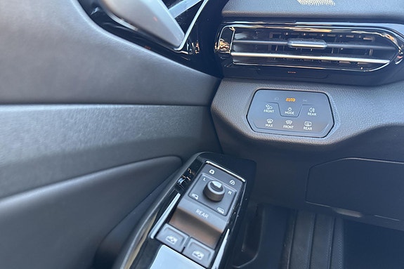 Volkswagen ID.4 GTX 22 of 23