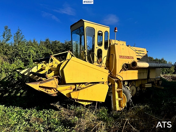 New Holland Clayson 1520 2 of 30