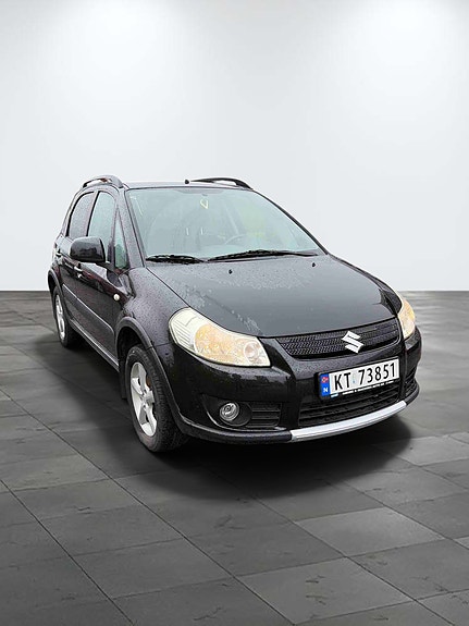Suzuki SX4 2 of 10