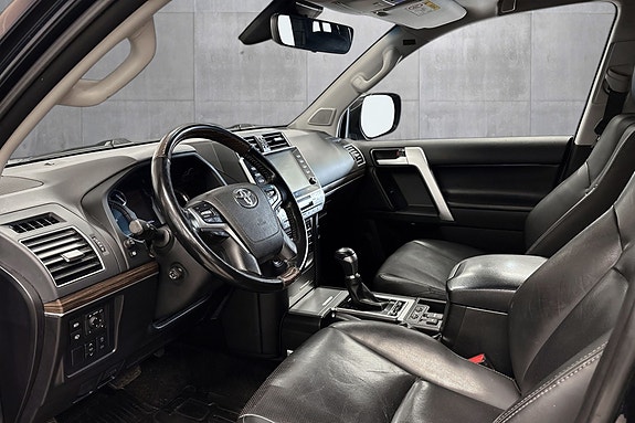 Toyota Land Cruiser 10 of 20