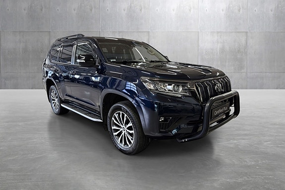 Toyota Land Cruiser 3 of 20