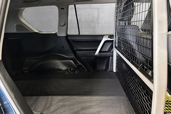 Toyota Land Cruiser 15 of 20