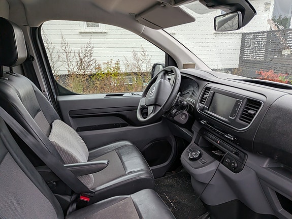 Toyota Proace 3 of 4