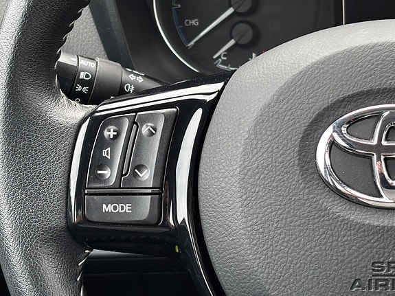 Toyota Yaris 28 of 30