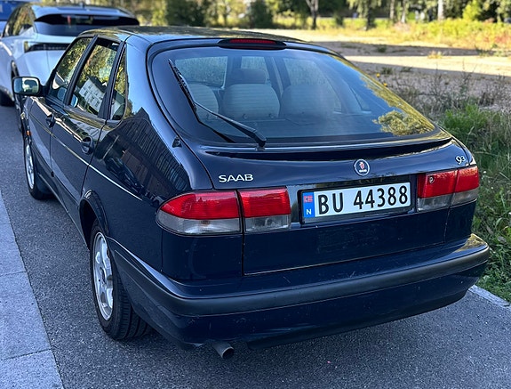 Saab 9-3 4 of 9