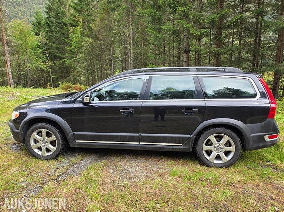 Volvo XC70 8 of 30