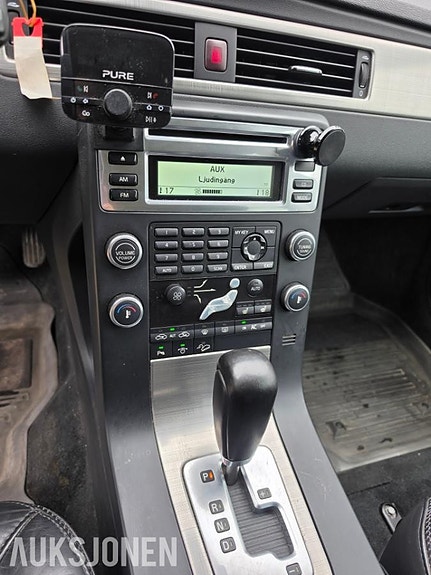 Volvo XC70 25 of 30