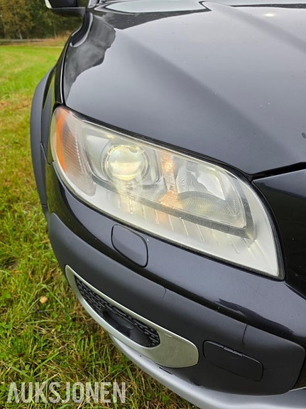 Volvo XC70 17 of 30
