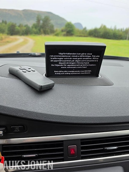Volvo XC70 23 of 30