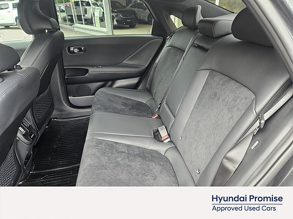 Hyundai Ioniq 6 11 of 28