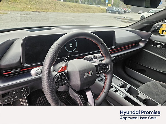 Hyundai Ioniq 6 10 of 28