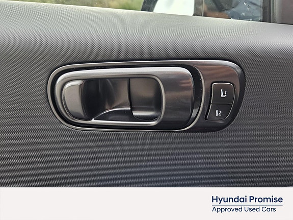 Hyundai Ioniq 6 14 of 28