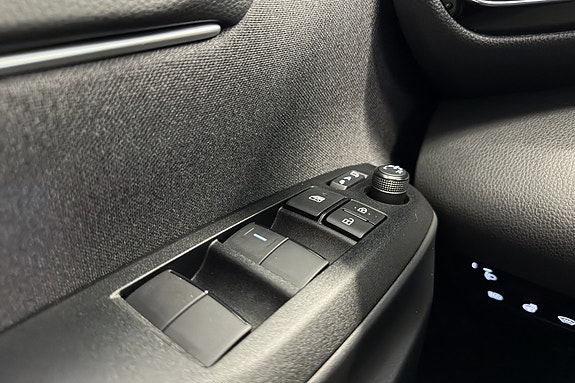 Toyota Yaris Cross 24 of 26
