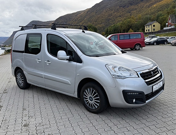 Peugeot Partner 2 of 10