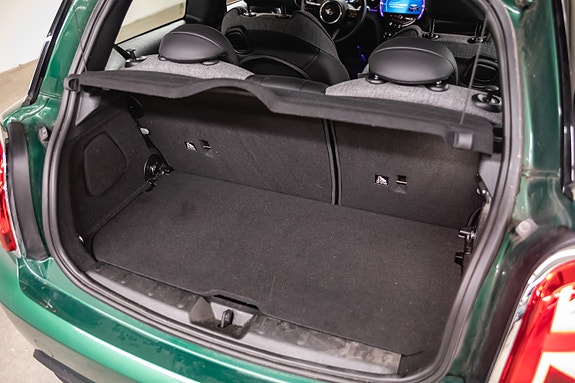 MINI Cooper SE 13 of 30