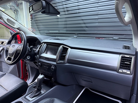 Ford Ranger 13 of 30