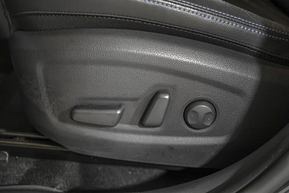 Hyundai Kona 10 of 24
