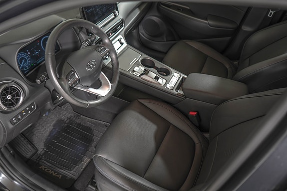 Hyundai Kona 13 of 24