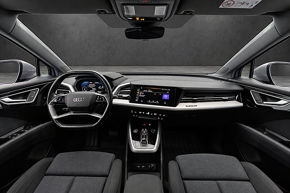 Audi Q4 e-tron 9 of 18