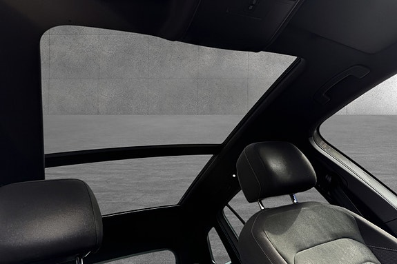 Volkswagen Tiguan 16 of 30