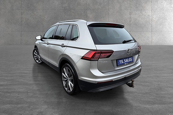 Volkswagen Tiguan 4 of 30