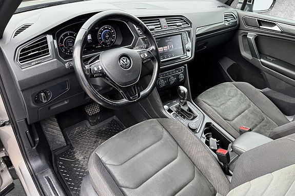 Volkswagen Tiguan 9 of 30