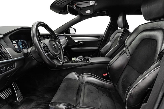 Volvo V90 10 of 28