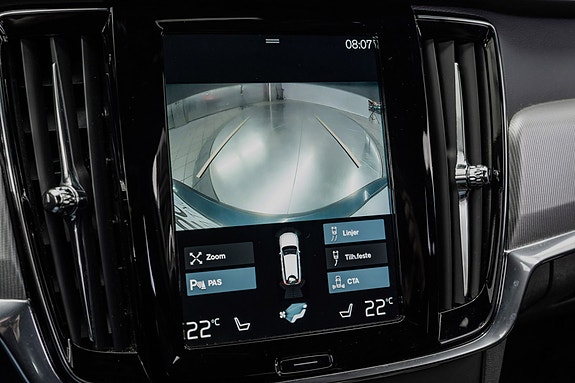 Volvo V90 21 of 28