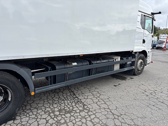MAN TGM 18.320 4x2 LL CH 13 of 28