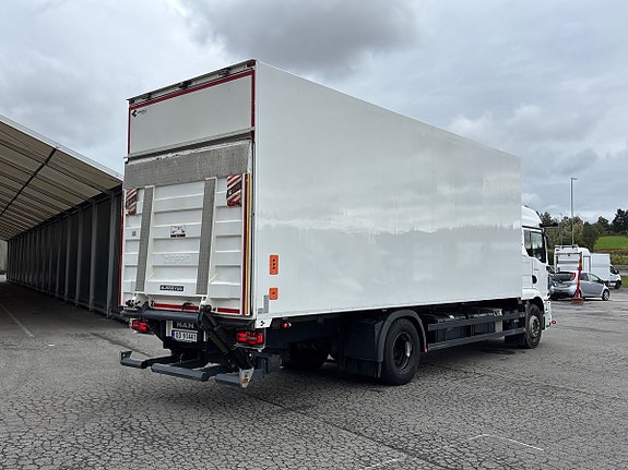 MAN TGM 18.320 4x2 LL CH 5 of 28