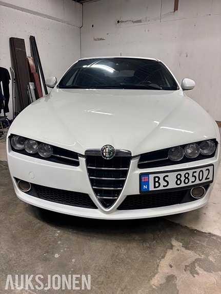 Alfa Romeo sportwagon 18 of 23