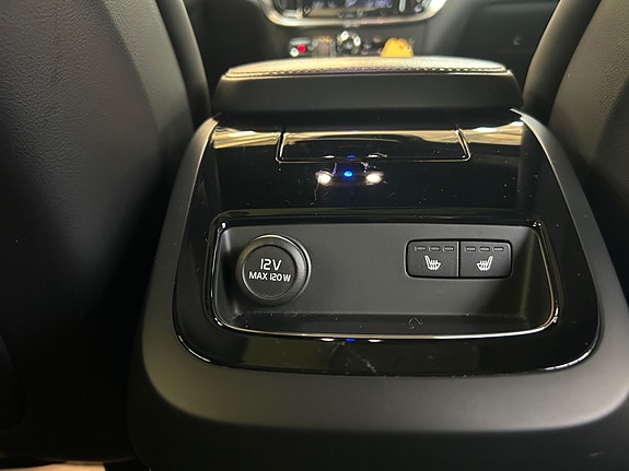 Volvo V60 22 of 30