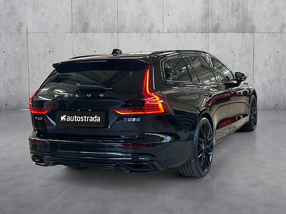 Volvo V60 5 of 30