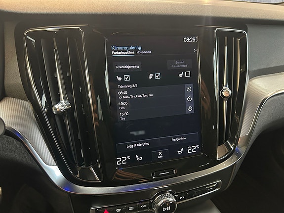 Volvo V60 26 of 30