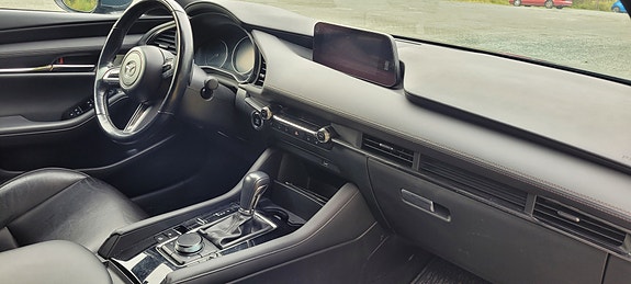 Mazda 3 9 of 13