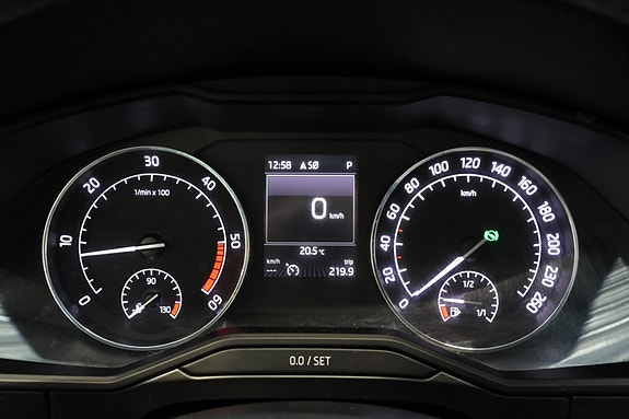 Skoda Superb 20 of 29
