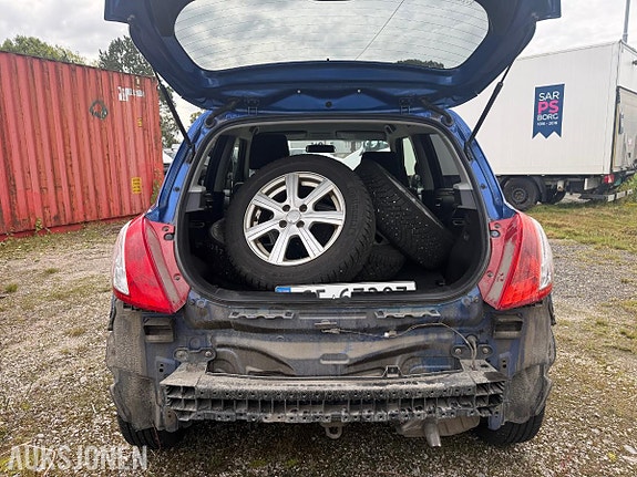 Suzuki Swift 10 of 30