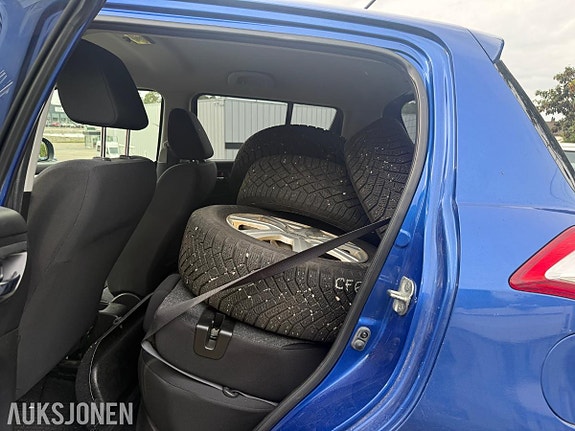 Suzuki Swift 29 of 30