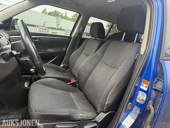 Suzuki Swift 16 of 30