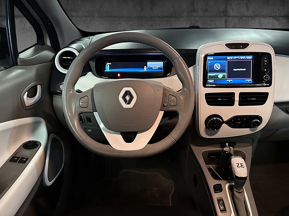 Renault Zoe 8 of 14