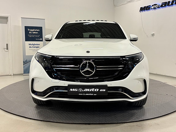 Mercedes-Benz EQC400 7 of 30