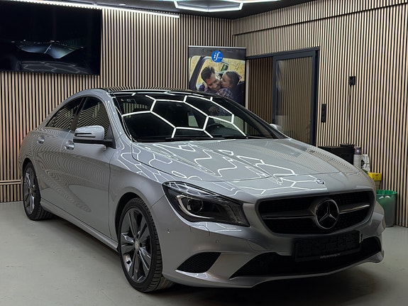Mercedes-Benz CLA200 9 of 30