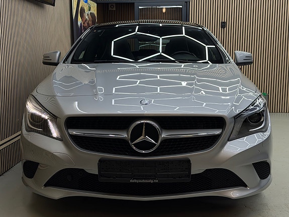 Mercedes-Benz CLA200 6 of 30